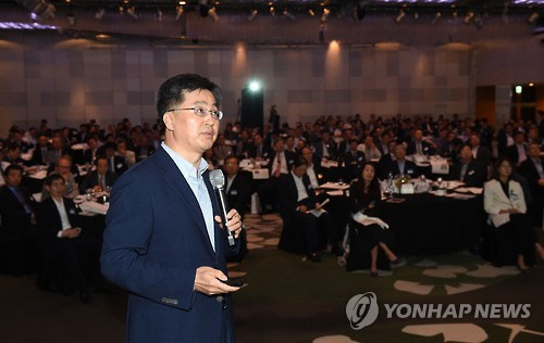 ‘고졸신화’ 김동연은... 판잣집 가장 출신·아들 발인 날에도 출근