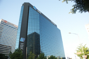 대부업체 또 대출해준 국책은행...'1년8개월 간 700억'