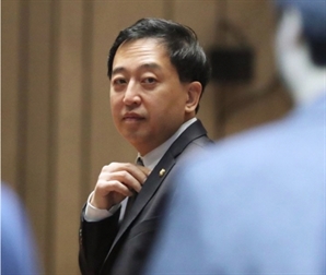 '금태섭 영입 가능성' 묻는 질문에 김종인 