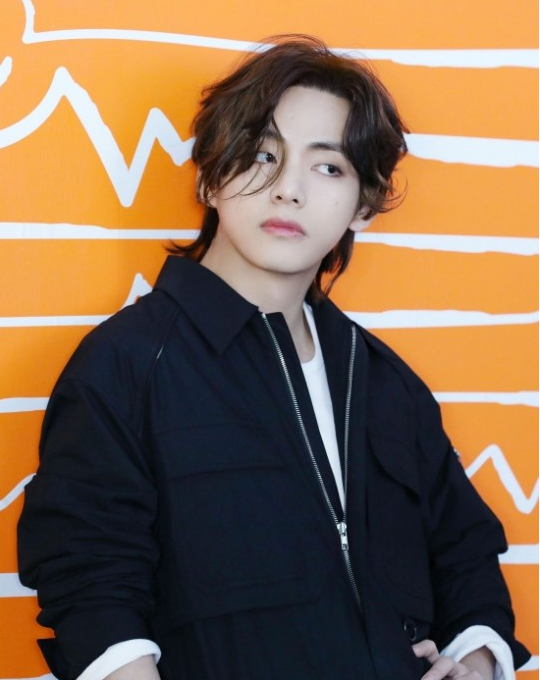 '뷔와 함께한 단 3초 만으로…' 또 'BTS 뷔 효과' 입증, '립밤' 브랜드 품절대란