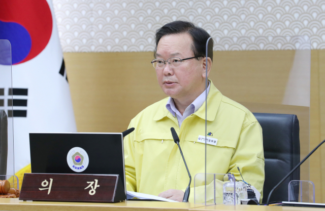 LG그룹, 3년간 4만개 일자리 창출... 김 총리 '크게 화답해 감사'