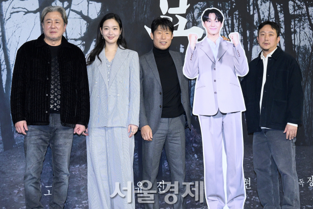 김고은, 조만간 돗자리 까나… 투잡 오해 받은 이유 [주간 샷샷샷]