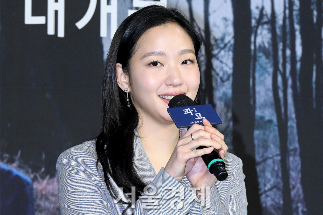 김고은, 조만간 돗자리 까나… 투잡 오해 받은 이유 [주간 샷샷샷]