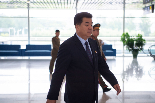 북한, 8년 만에 하계 올림픽 출전 위해 파리로 출국 [올림픽]