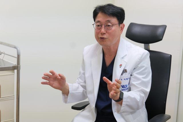 “수술 5일 만에 퇴원…스쿼트에 골프 라운딩까지” 서울대병원 로봇 간이식 새 지평[메디컬 인사이드]