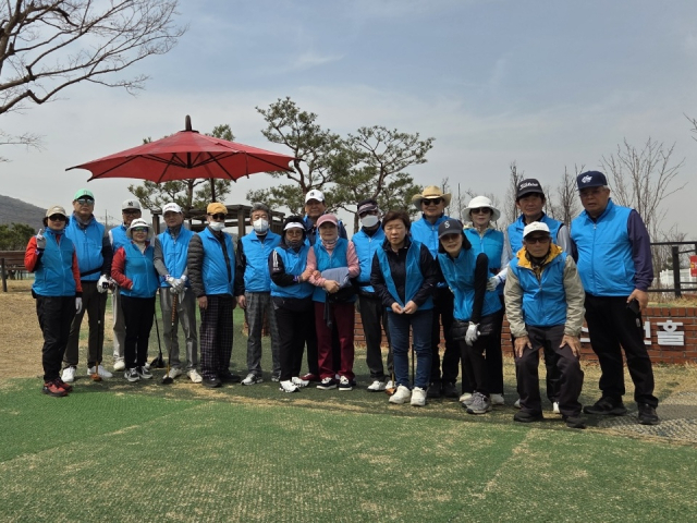 “꽃길 걷던 우리, 이제 날아오르자”…경기 파주 피닉스클럽[우리동호회최고]