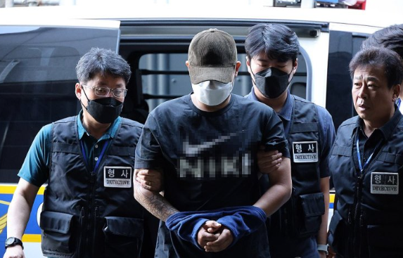 '진짜 죽었는지 확인하려고'…여자친구 살해한 20대, 빈소 찾은 이유가