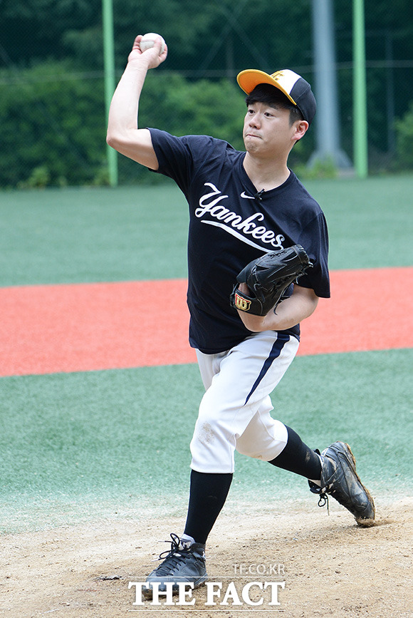 박기량 vs 김대성, '1대1 야구 대결!' 