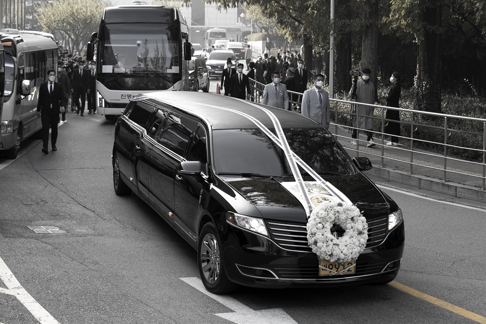 '편히 잠드소서…' 이건희 회장 영결식