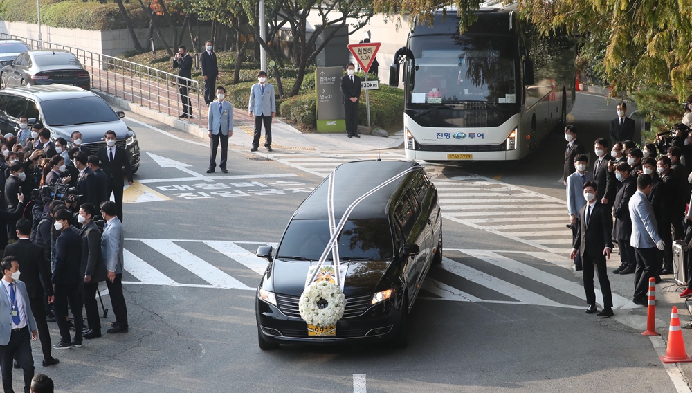 '편히 잠드소서…' 이건희 회장 영결식